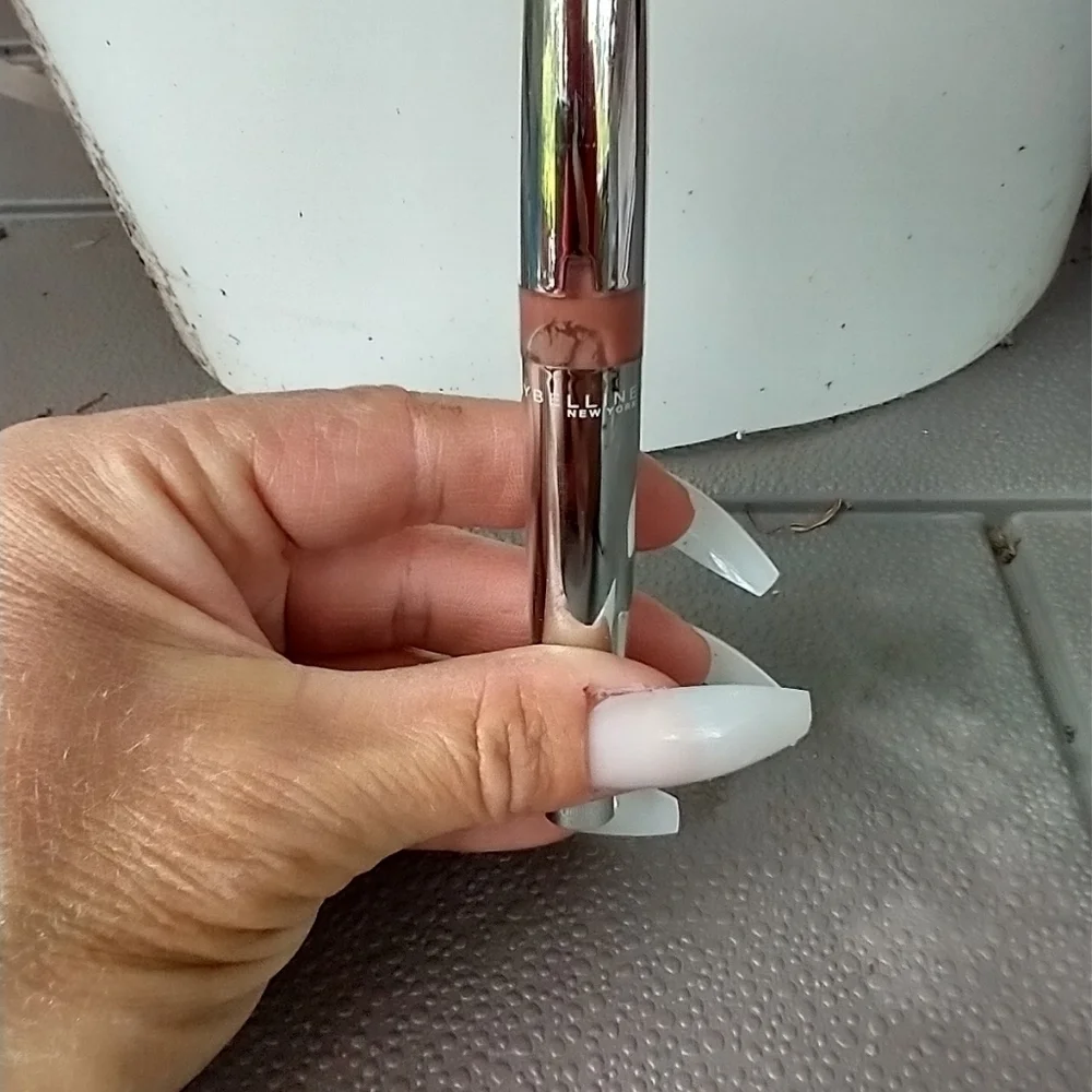 Women's Maybelline shine seduction glossy lipcolor